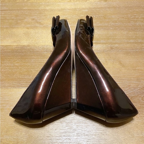 Johnston & Murphy Bronze Bow Wedges NWOB - Picture 4 of 13